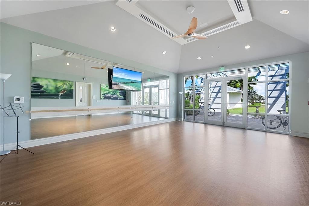 9721 Everglades Dr, Naples, FL 34120-50