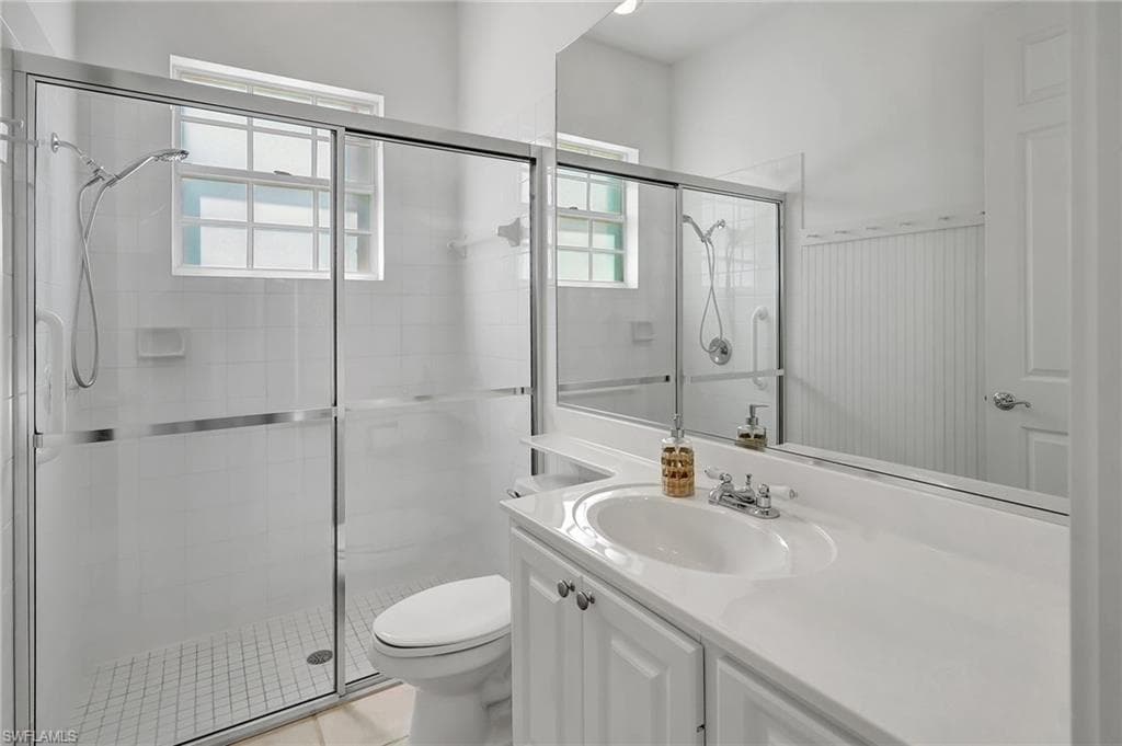 3727 Guadiato Ct, Naples, FL 34109-17
