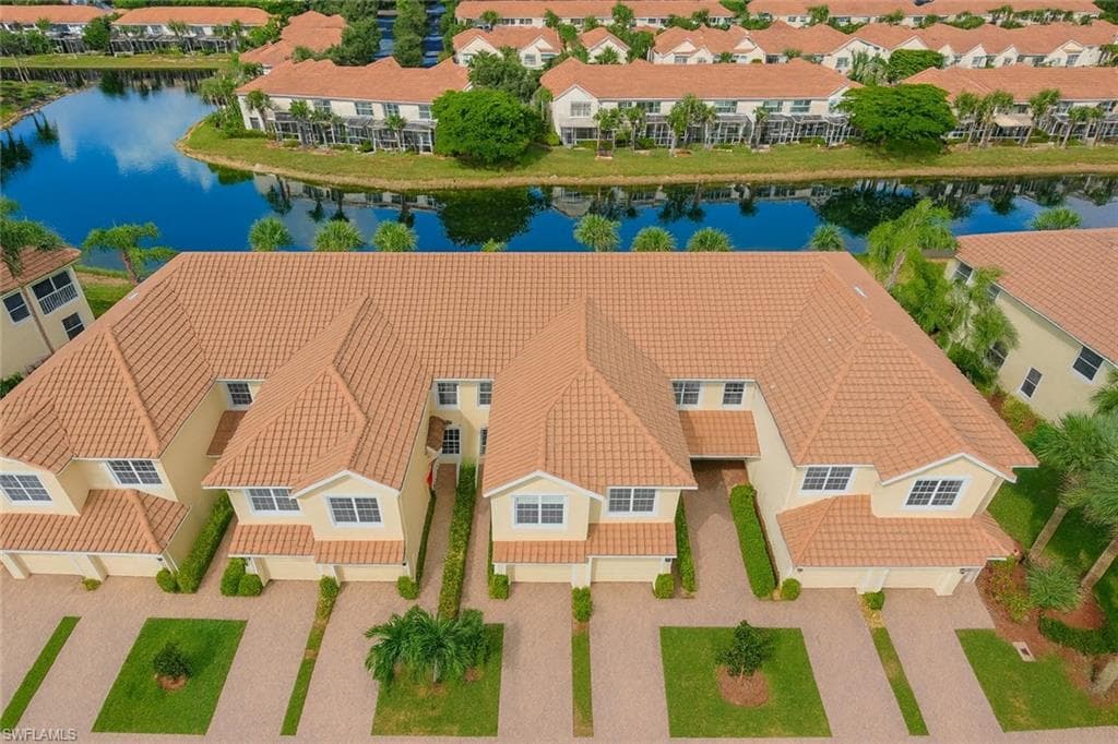 1320 Henley St 2003, Naples, FL 34105-1