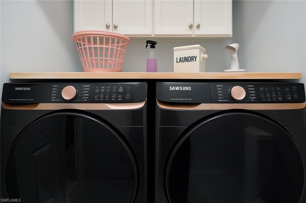 1320 Henley St 2003, Naples, FL 34105-29