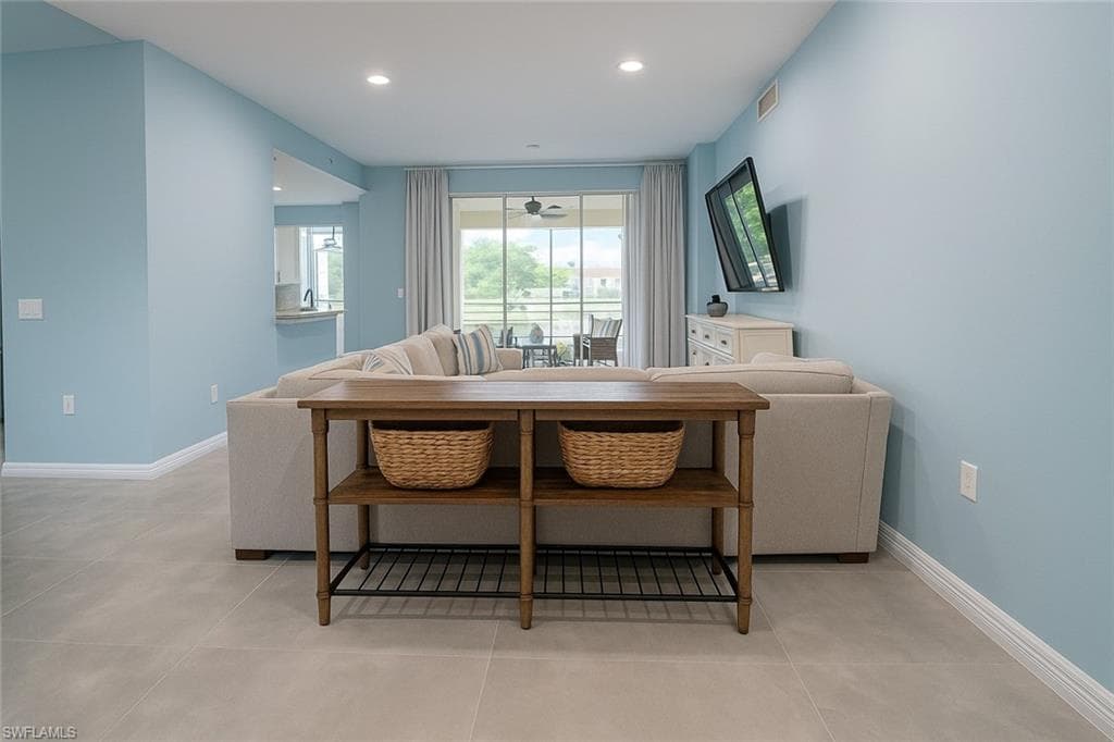 1320 Henley St 2003, Naples, FL 34105-7