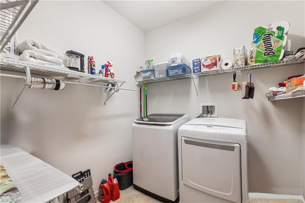 4070 Stow Way, Naples, FL 34116-19