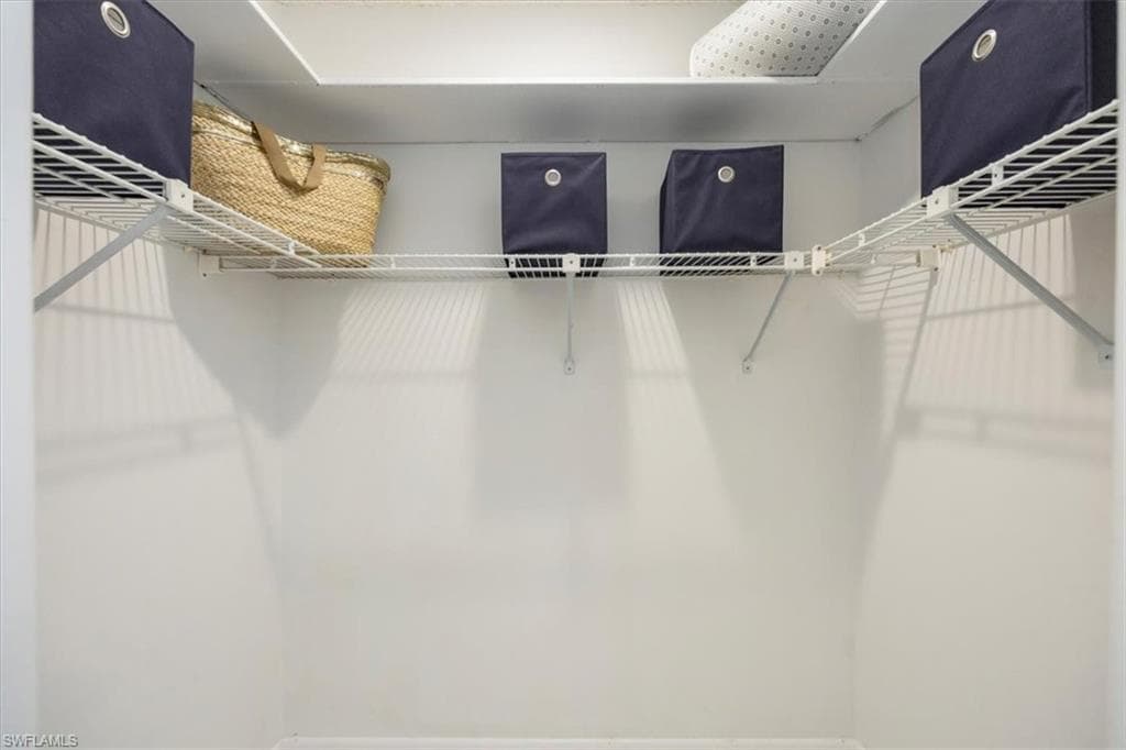 2590 Poinciana St, Naples, FL 34105-9