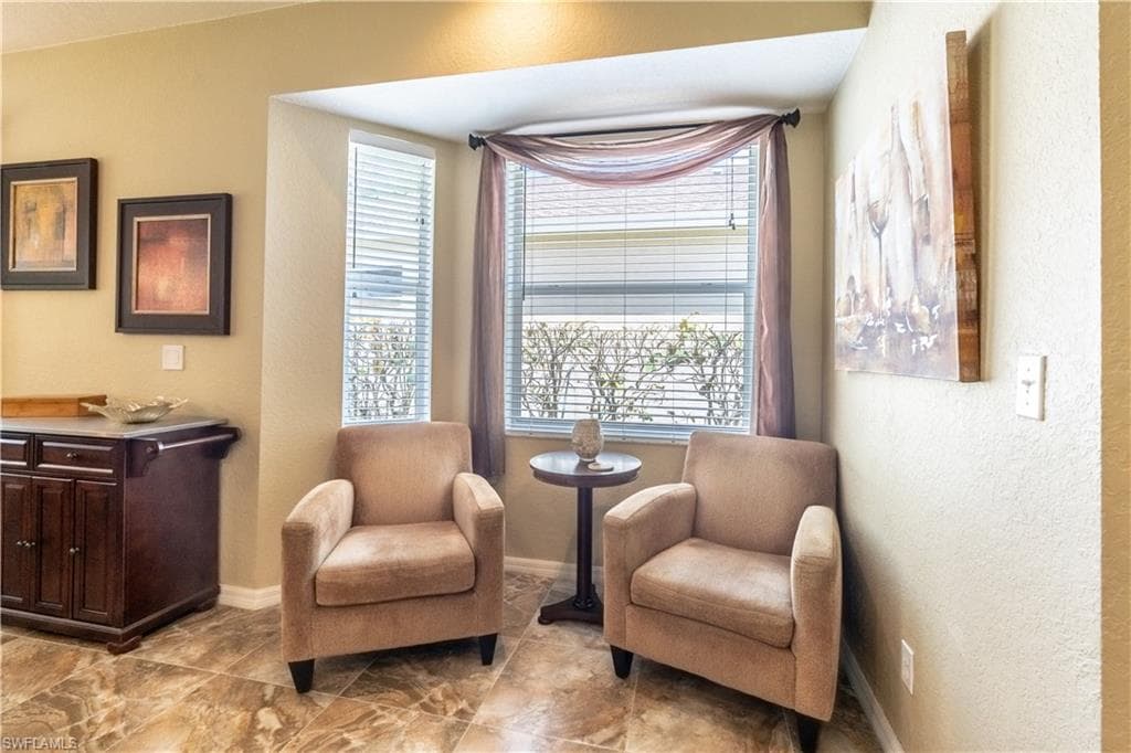 749 Crossfield Cir, Naples, FL 34104-9