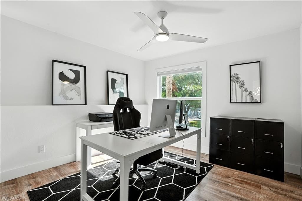 876 Gulf Pavilion Dr 201, Naples, FL 34108-11