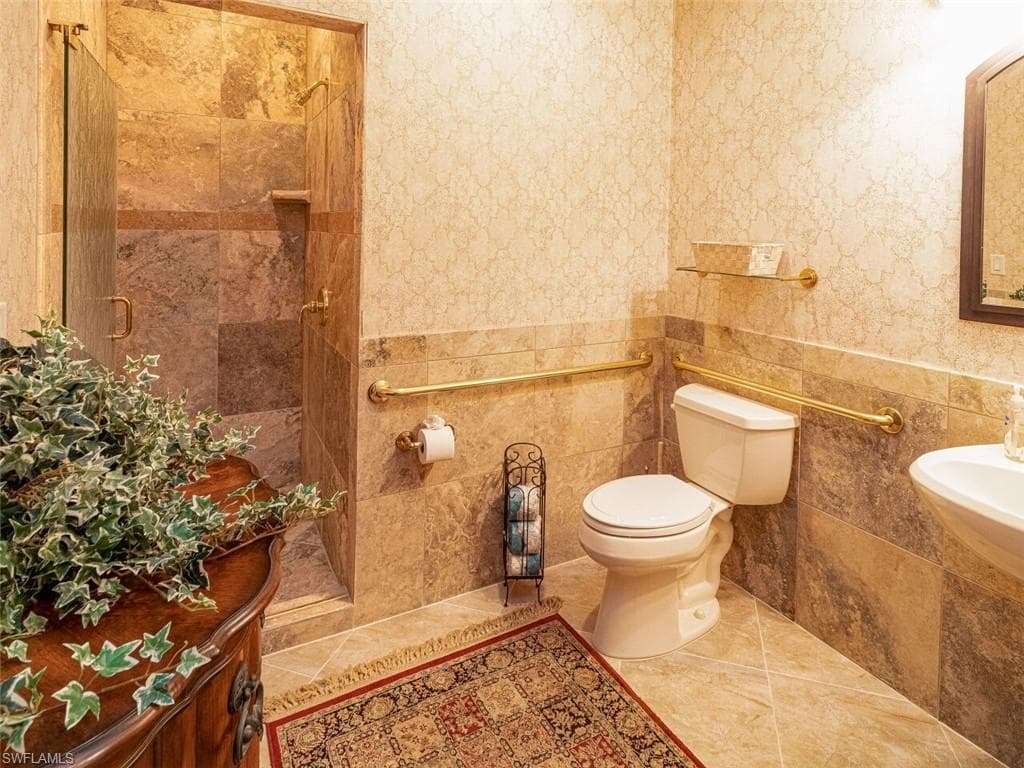 25110 Unit 101 Bernwood Dr, Bonita Springs, FL 34135-13