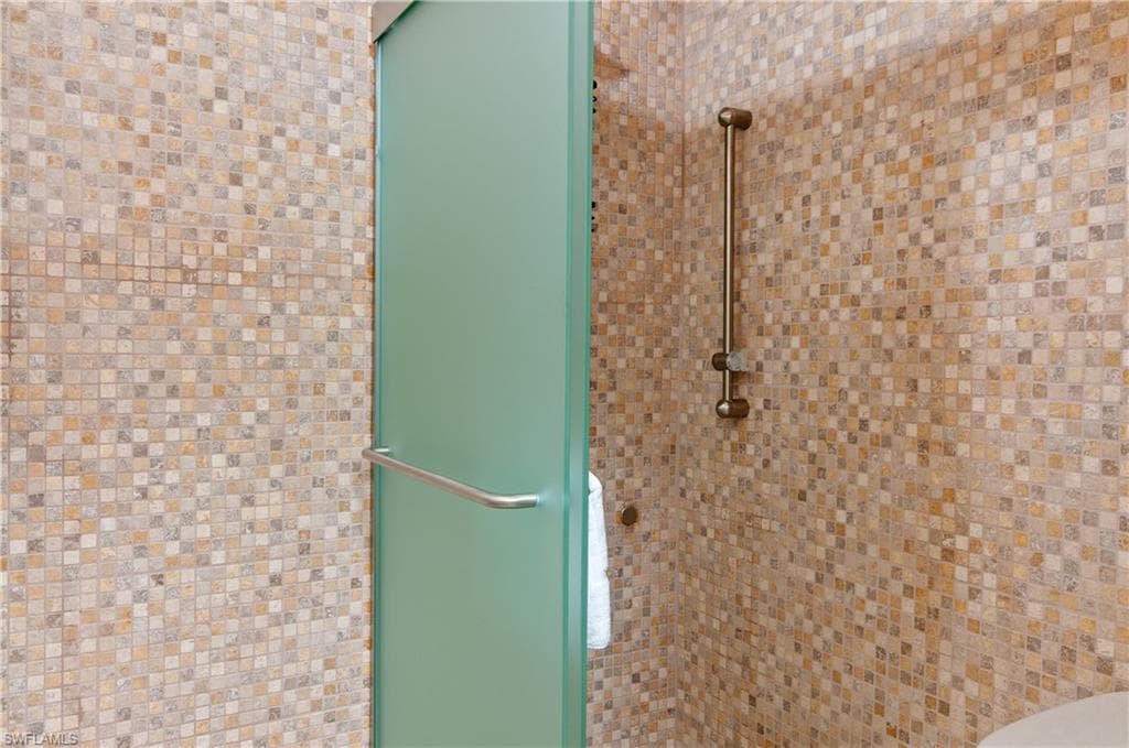 900 Broad Ave S 133/134, Naples, FL 34102-13