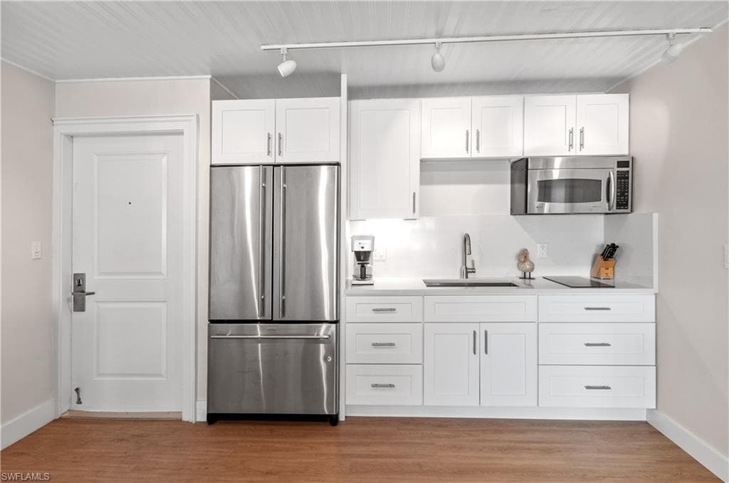 900 Broad Ave S 133/134, Naples, FL 34102-5