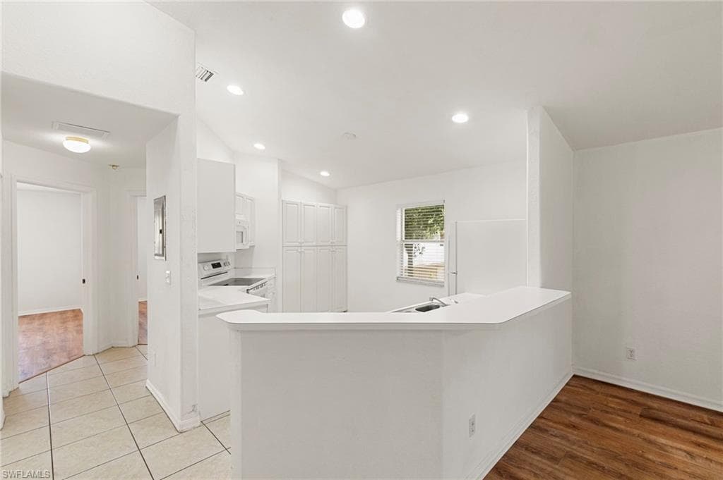 12340 Notting Hill Ln 23, Bonita Springs, FL 34135-9