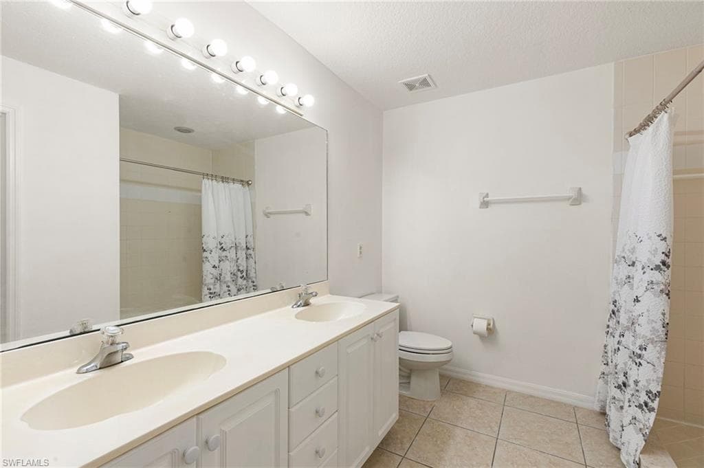 12340 Notting Hill Ln 23, Bonita Springs, FL 34135-18