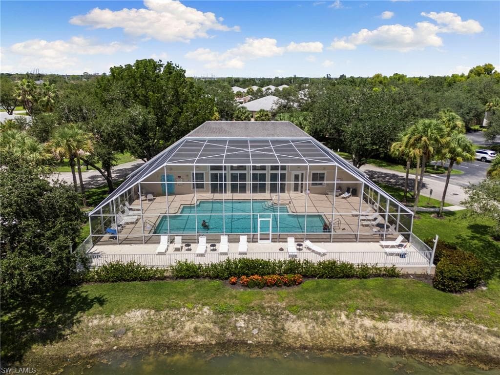 12340 Notting Hill Ln 23, Bonita Springs, FL 34135-39
