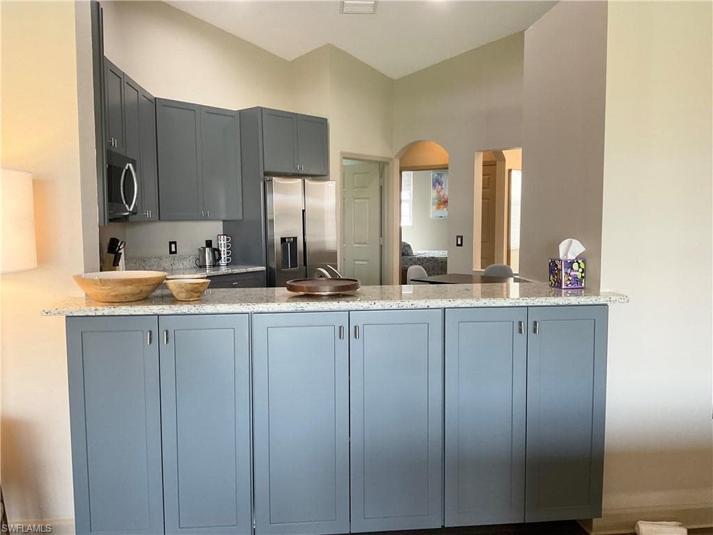 3060 Horizon Ln 1404, Naples, FL 34109-10