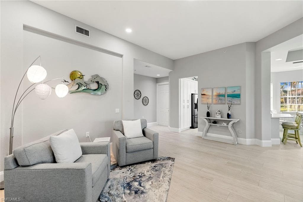 3031 Marengo Ct 101, Naples, FL 34114-3