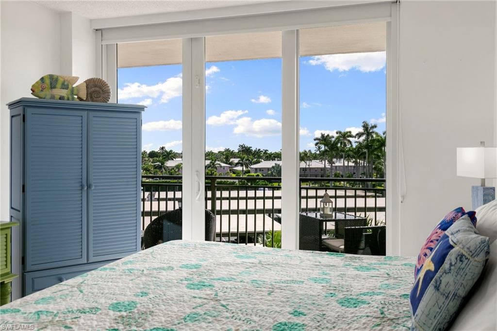 180 Seaview Ct 414, Marco Island, FL 34145-12