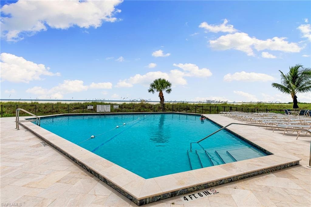 180 Seaview Ct 414, Marco Island, FL 34145-19