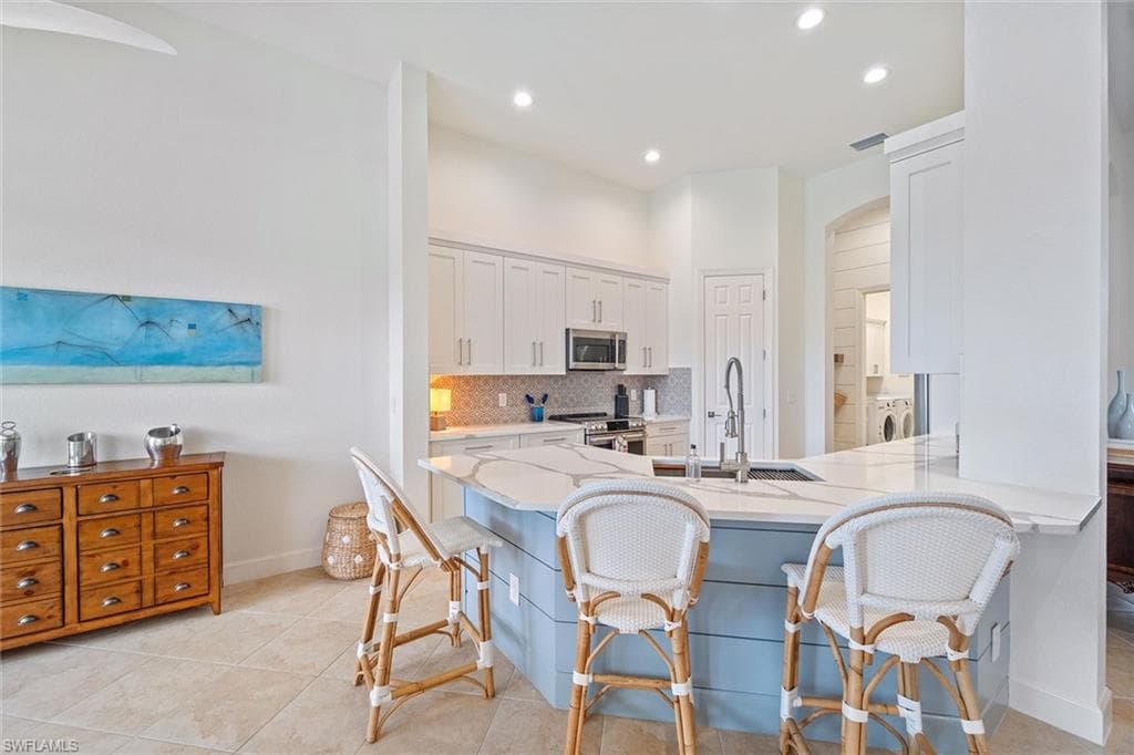 11945 Heather Woods Ct, Naples, FL 34120-15