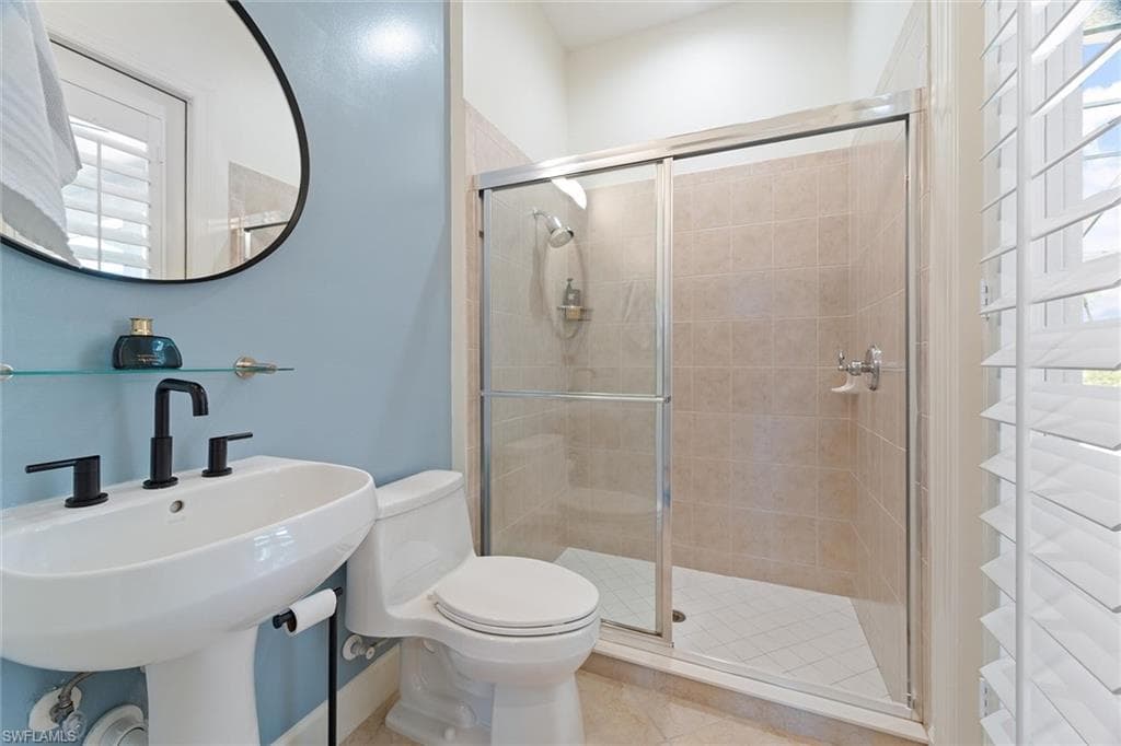 11945 Heather Woods Ct, Naples, FL 34120-29