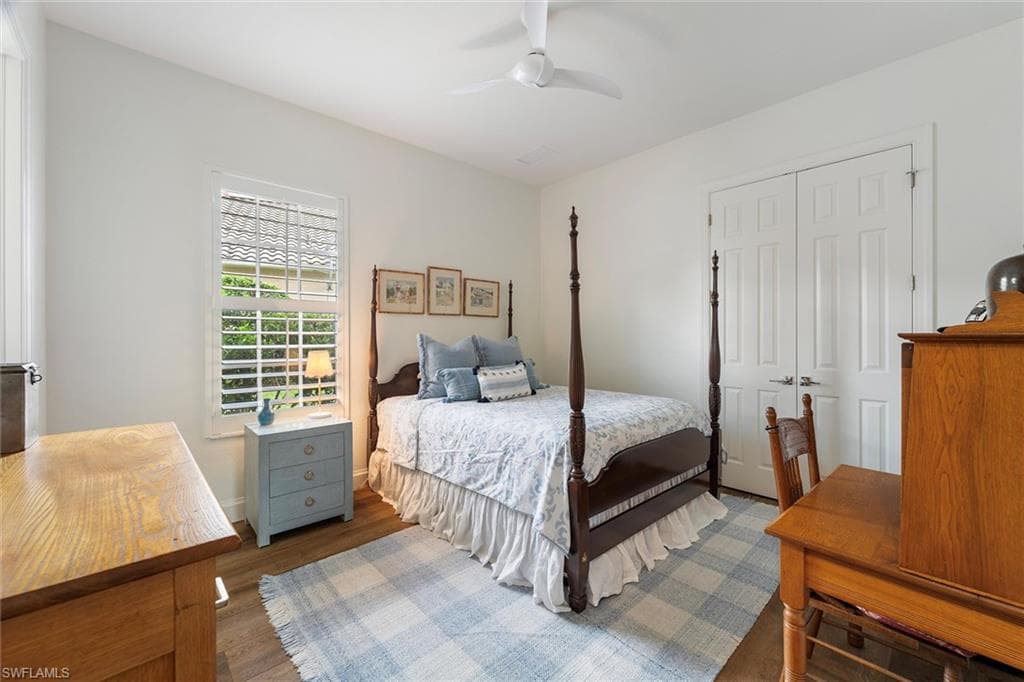 11945 Heather Woods Ct, Naples, FL 34120-32