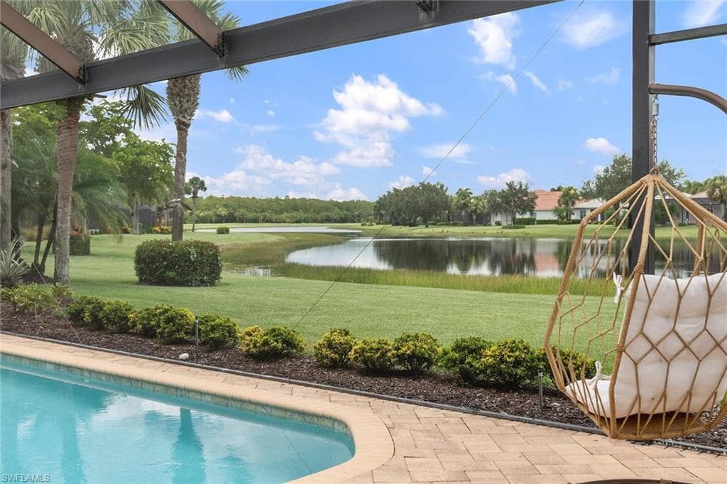 11945 Heather Woods Ct, Naples, FL 34120-34