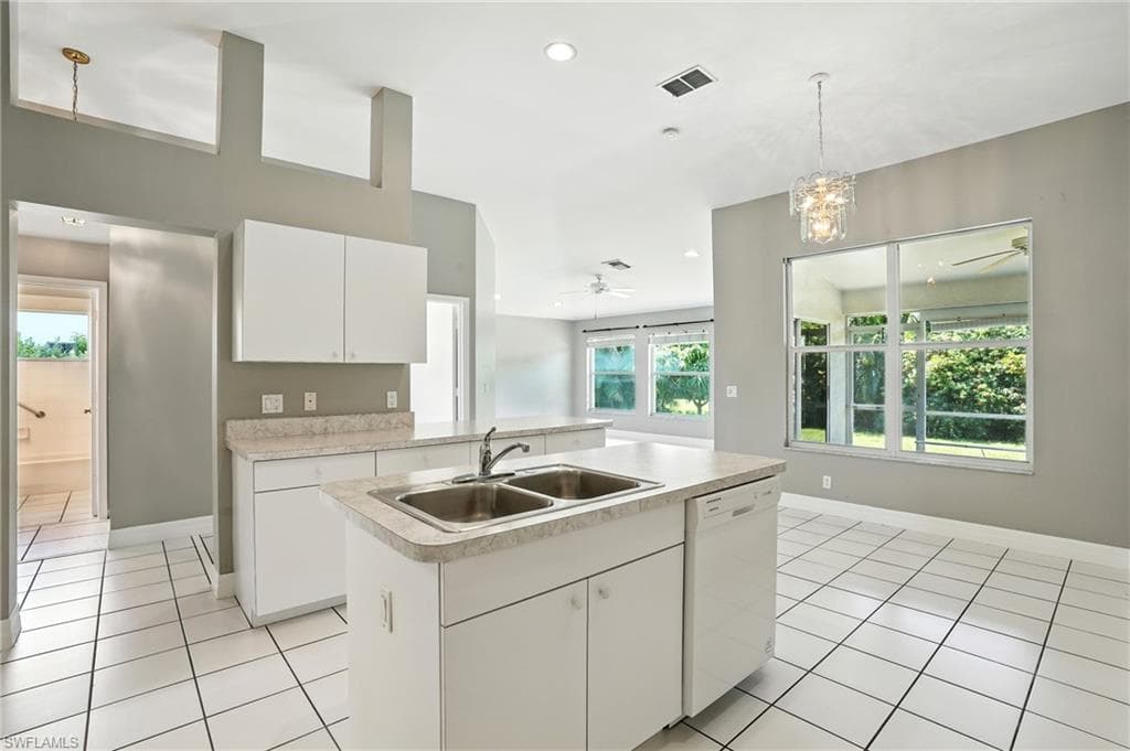 3681 Bali Ln, Estero, FL 33928-4