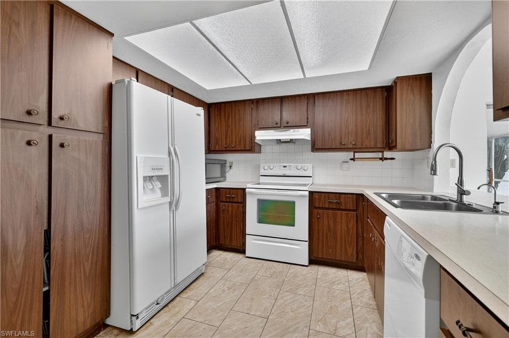17469 Laurel Valley Rd, Fort Myers, FL 33967-10