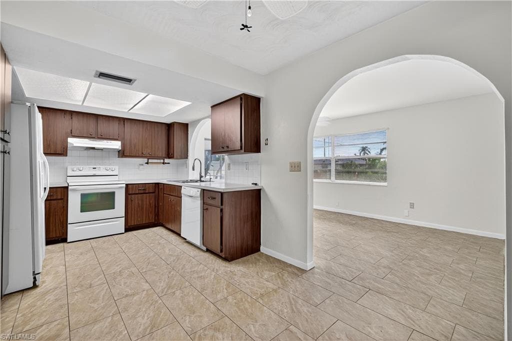 17469 Laurel Valley Rd, Fort Myers, FL 33967-8