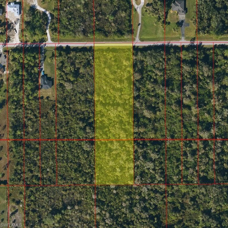 18 Ave SE, Naples, FL 34117-1