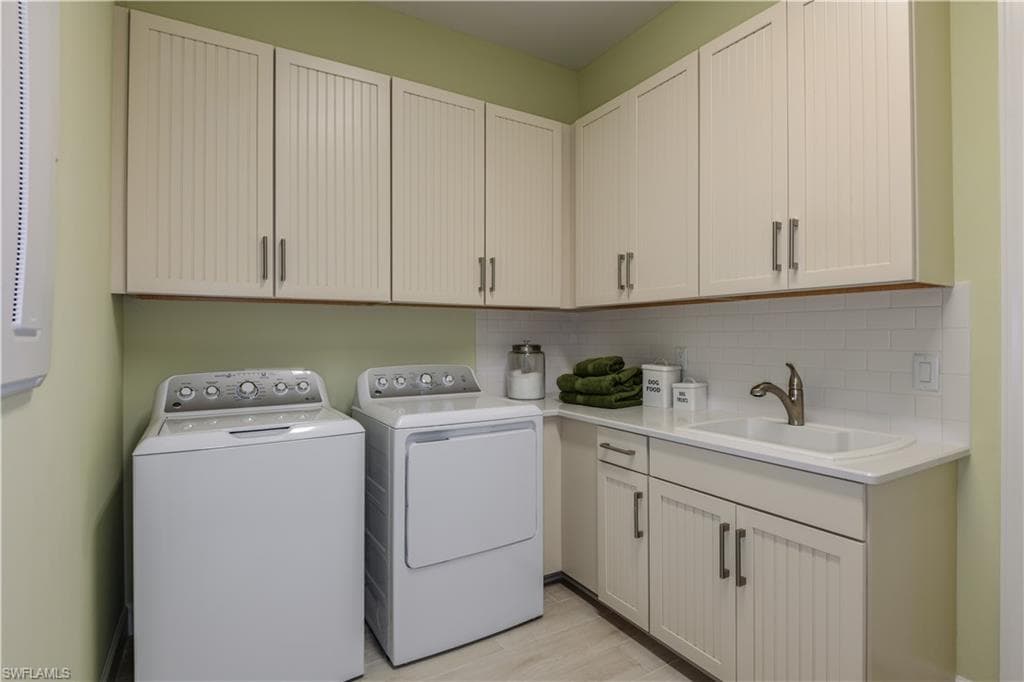 18096 Terracina Dr, Fort Myers, FL 33913-13
