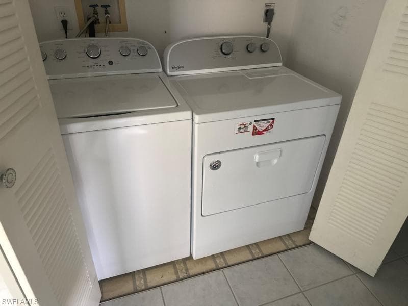 5709 Foxlake Dr 102, North Fort Myers, FL 33917-12