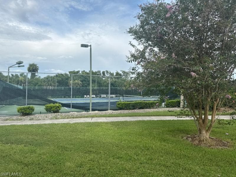 5709 Foxlake Dr 102, North Fort Myers, FL 33917-14