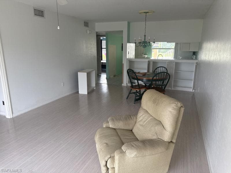 5709 Foxlake Dr 102, North Fort Myers, FL 33917-6