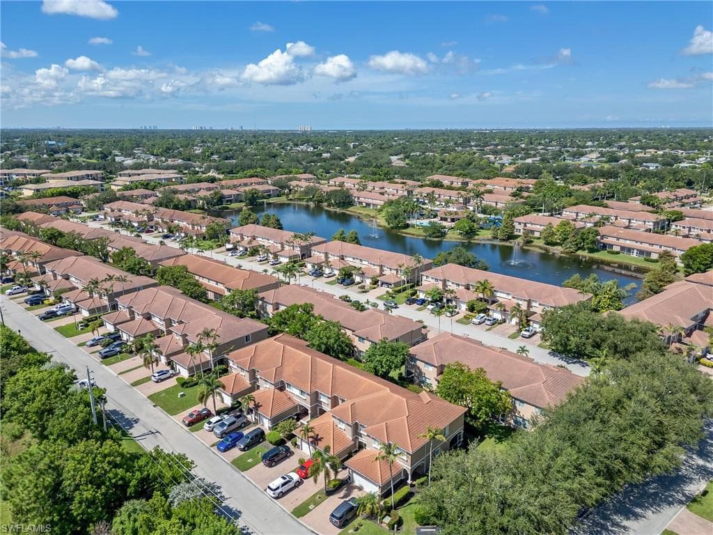 9654 Roundstone Cir, Fort Myers, FL 33967-10