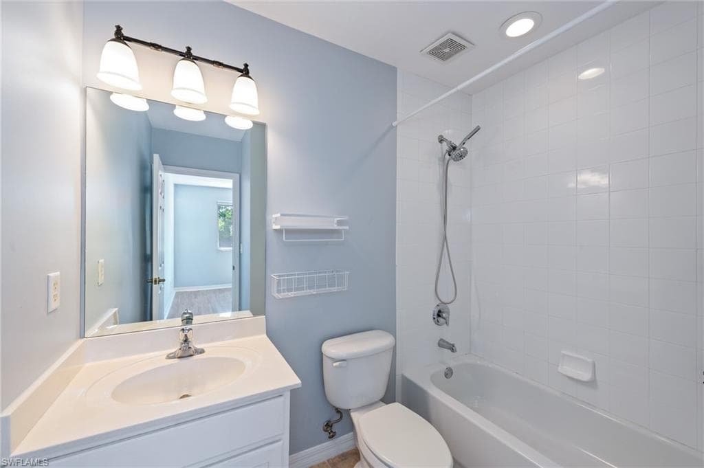 9654 Roundstone Cir, Fort Myers, FL 33967-12