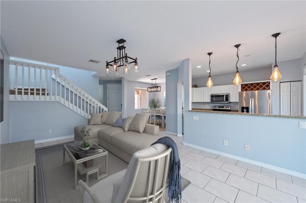 9654 Roundstone Cir, Fort Myers, FL 33967-4
