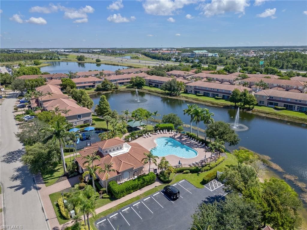 9654 Roundstone Cir, Fort Myers, FL 33967-8