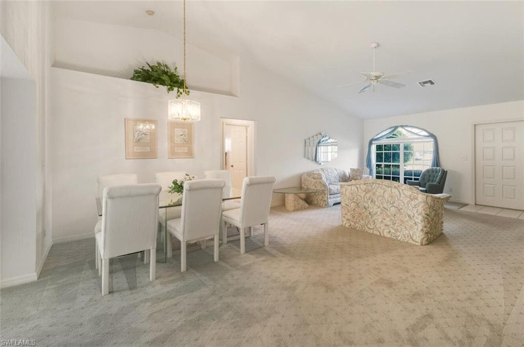 121 Estelle Dr, Naples, FL 34112-5