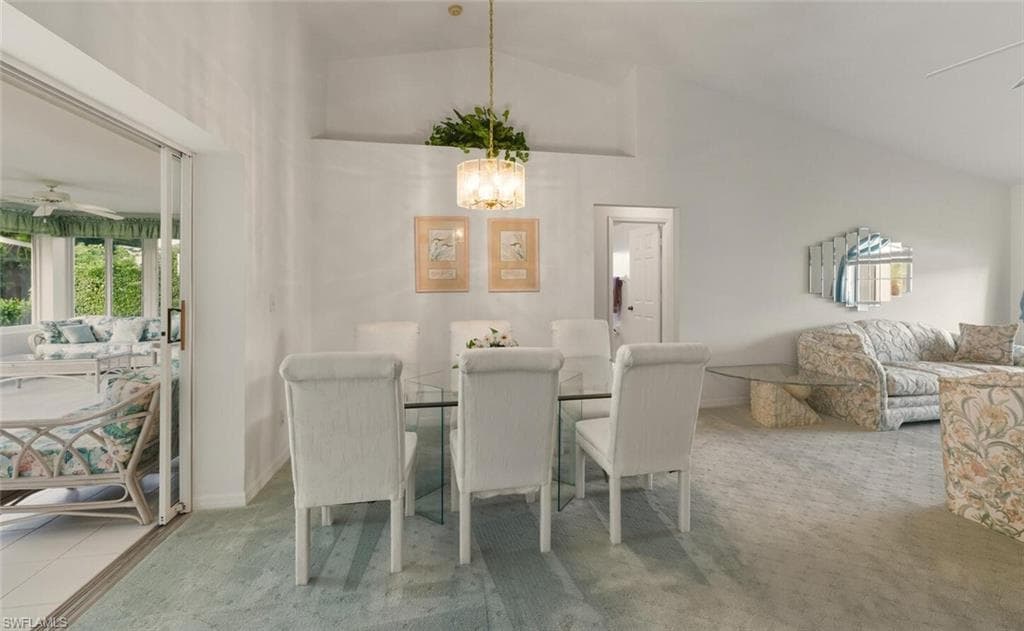 121 Estelle Dr, Naples, FL 34112-6