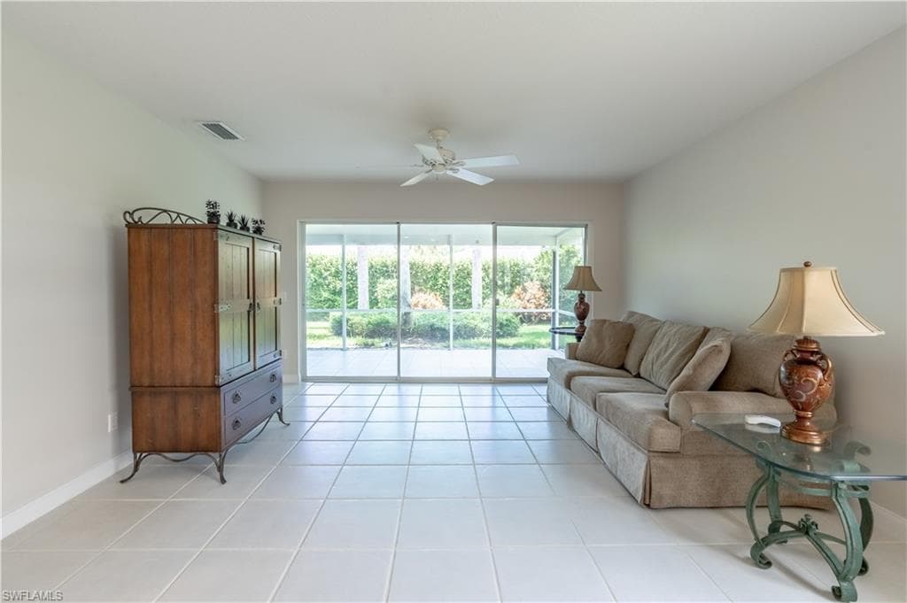 4159 Saint George Ln, Naples, FL 34119-7