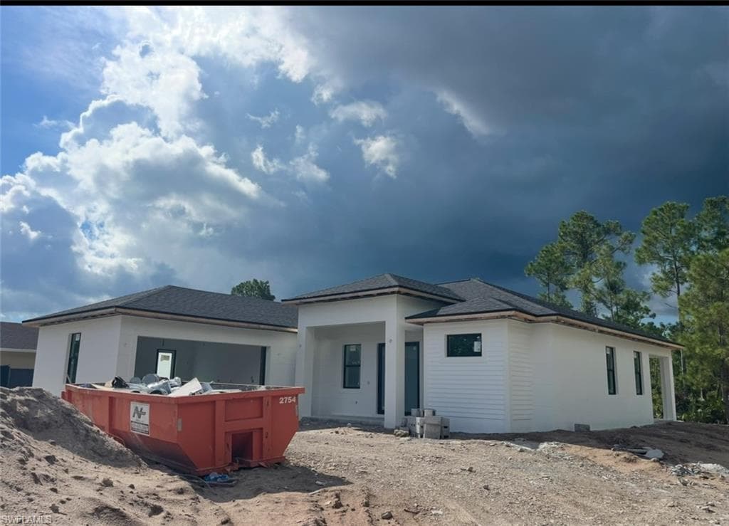 2420 29th Ave NE, Naples, FL 34120-2