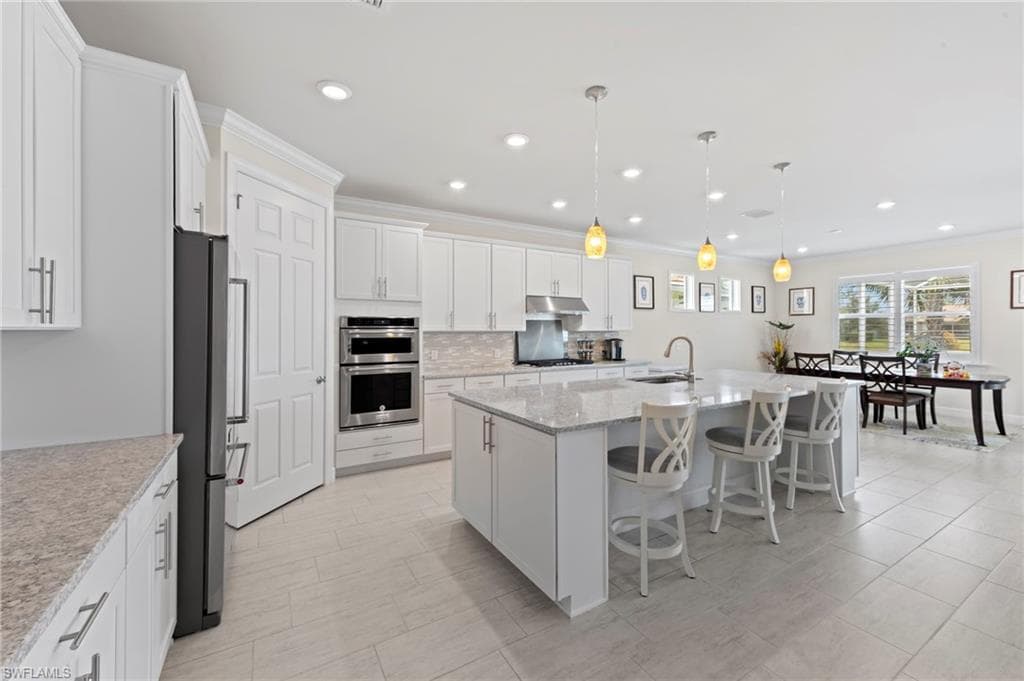 10530 Jackson Square Dr, Estero, FL 33928-11