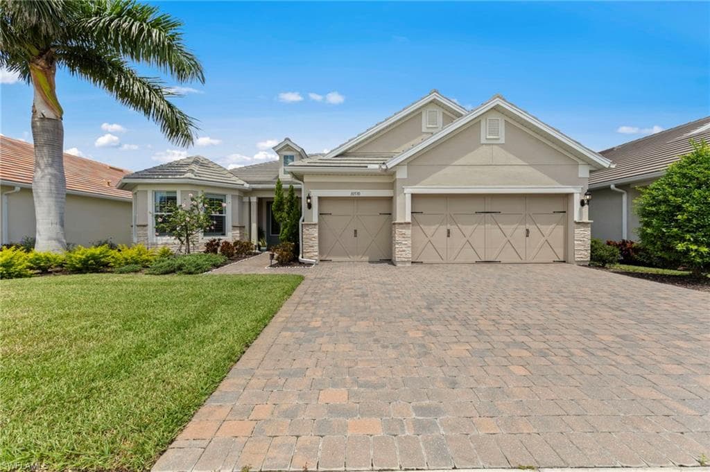 10530 Jackson Square Dr, Estero, FL 33928-43