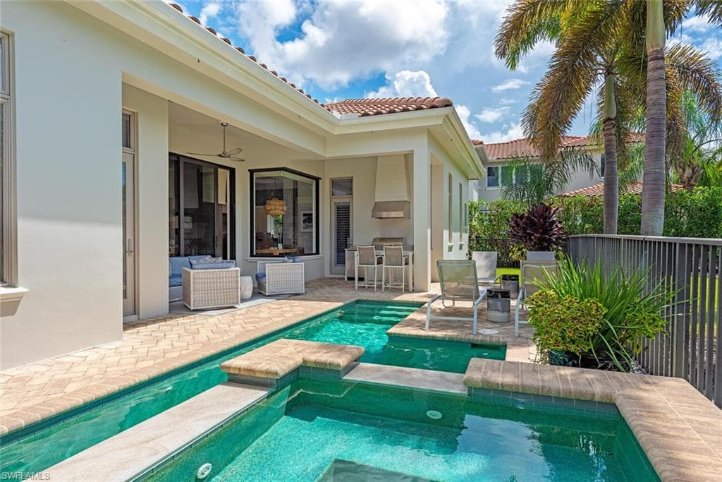 2087 Rivoli Ct, Naples, FL 34105-16