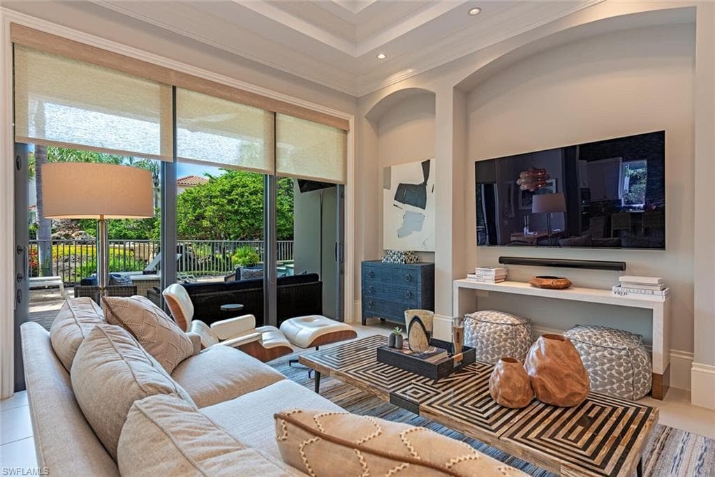 2087 Rivoli Ct, Naples, FL 34105-2