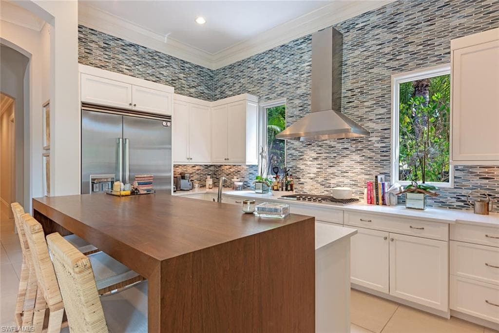 2087 Rivoli Ct, Naples, FL 34105-7