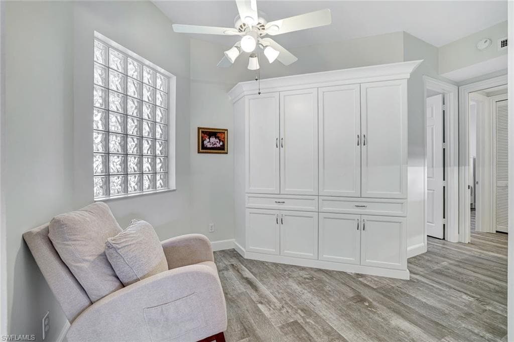 770 Bentwater Cir 103, Naples, FL 34108-15