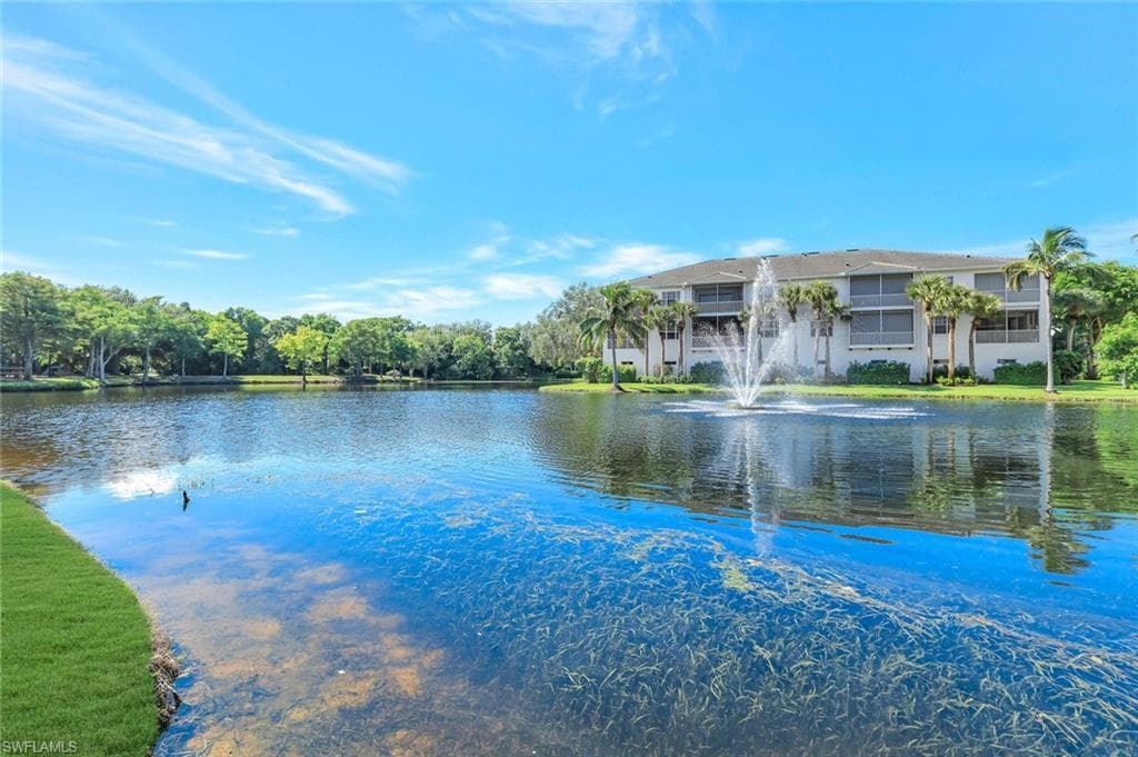 770 Bentwater Cir 103, Naples, FL 34108-24