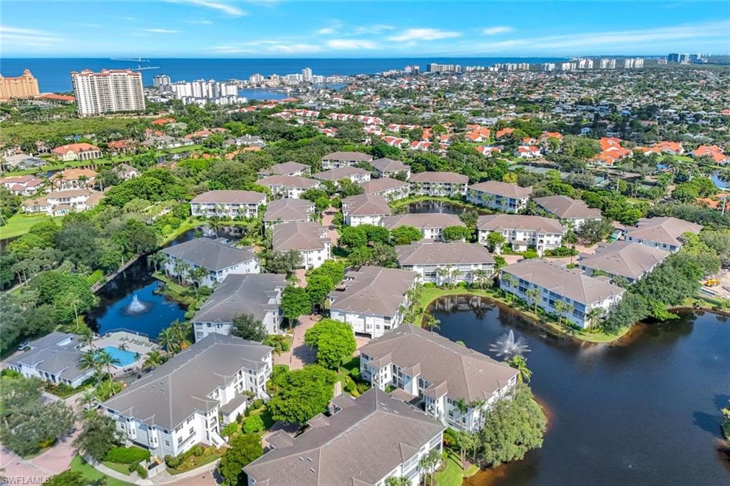 770 Bentwater Cir 103, Naples, FL 34108-26