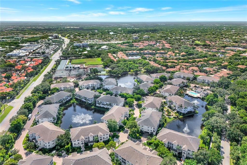 770 Bentwater Cir 103, Naples, FL 34108-30