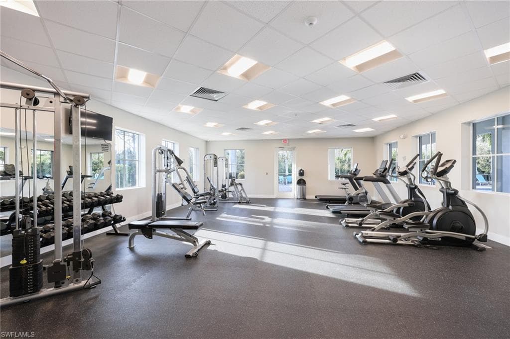 3275 Pilot Cir, Naples, FL 34120-45