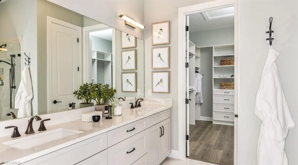 15804 Derna St, Naples, FL 34114-6